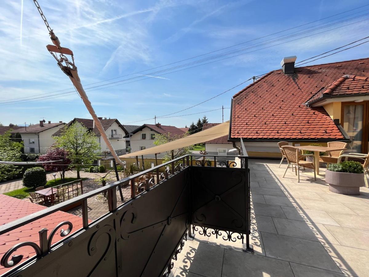 Penzion Repansek Radomlje ภายนอก รูปภาพ